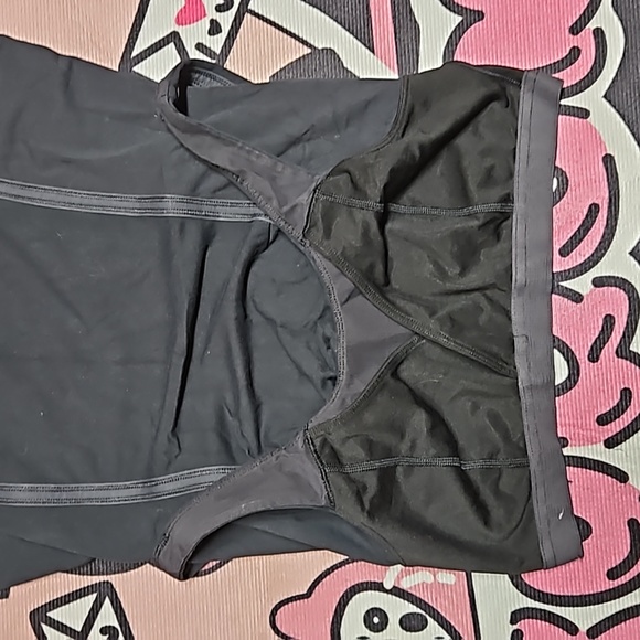 lululemon athletica Sleeveless Top 6 - Picture 9 of 12